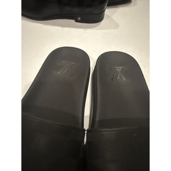 Louis Vuitton Damier Graphite men\'s Waterfront slides Size 9 Men’s main image 6